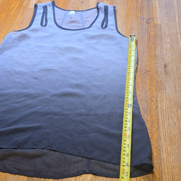 Studio Y Women Medium Gray Ombre Cut Out Round Neck Sleeveless Sheer Tank Top - Picture 4 of 6